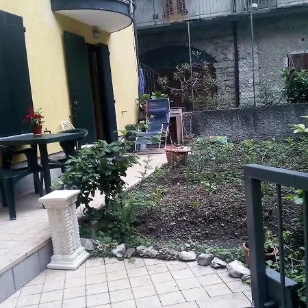 Casa Mauri Lejlighed Carenno